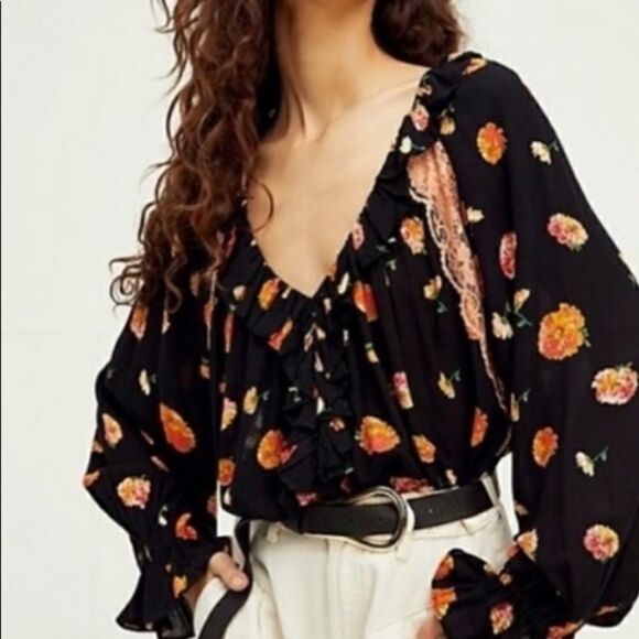 New Free People Black Poppy Printed  blouse size M - Picture 2 of 9